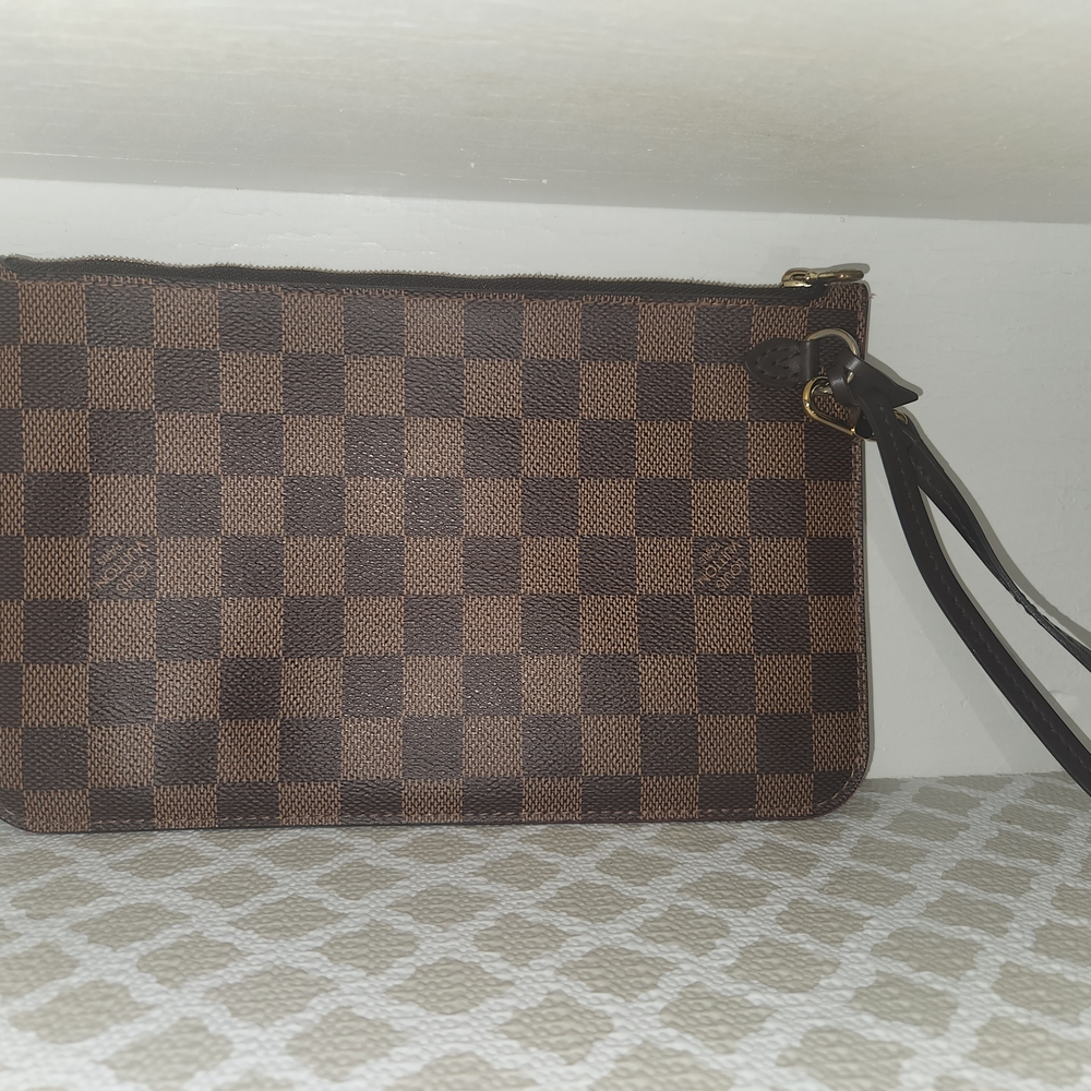 Louis Vuitton Neverfull POUCH ONLY - Damier Ebene - AUTHENTIC Minor edge wear